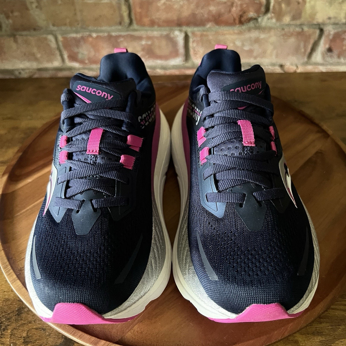 Saucony Hurricane 24 Max Cushion Pink Blue Running Shoes Sneakers Women Size 5
