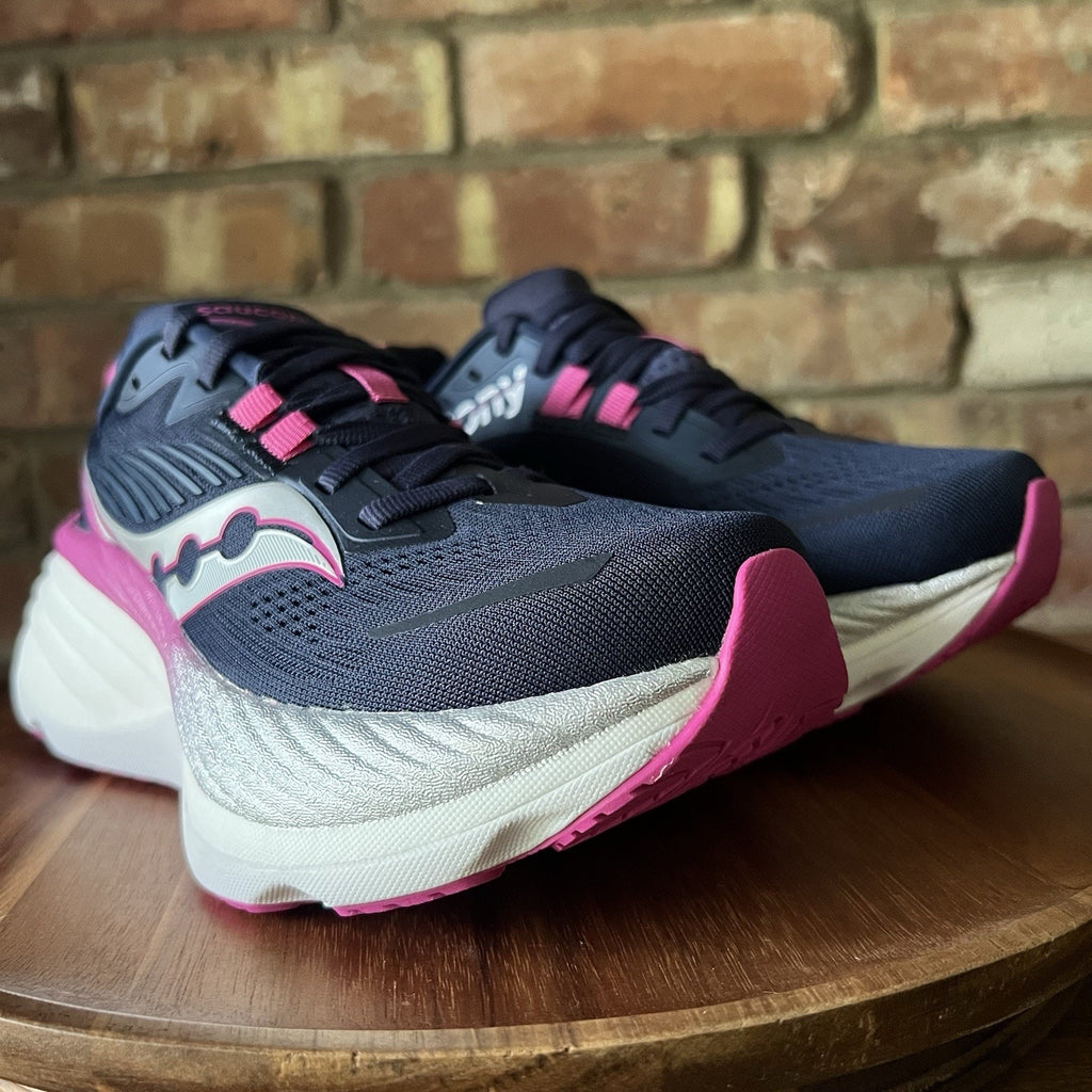 Saucony Hurricane 24 Stability Max Cushion Blue Pink Running Shoes Women's 5