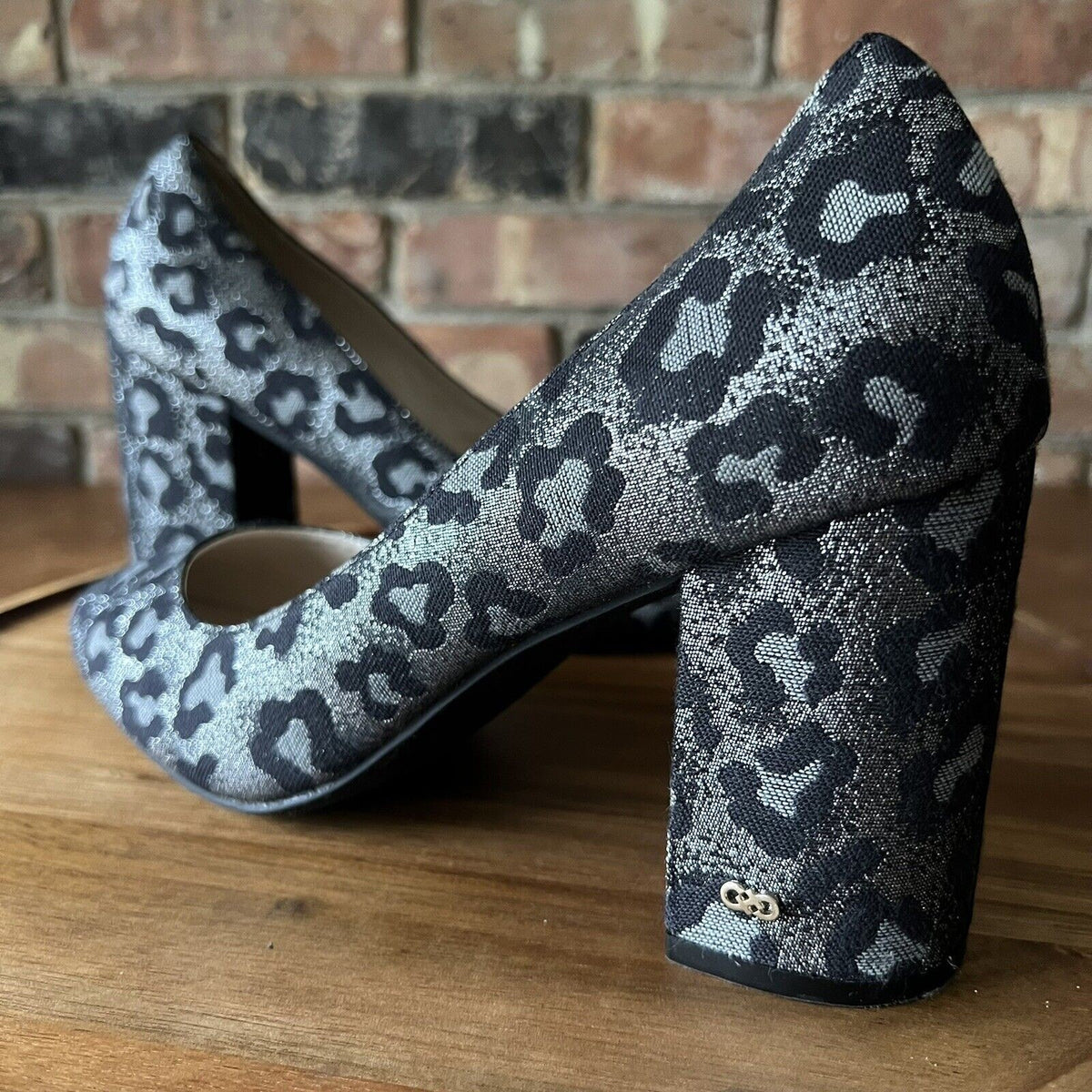 Cole Haan Alanna Brocade Pumps II Black Silver Leopard Block Heels Womens 9 B