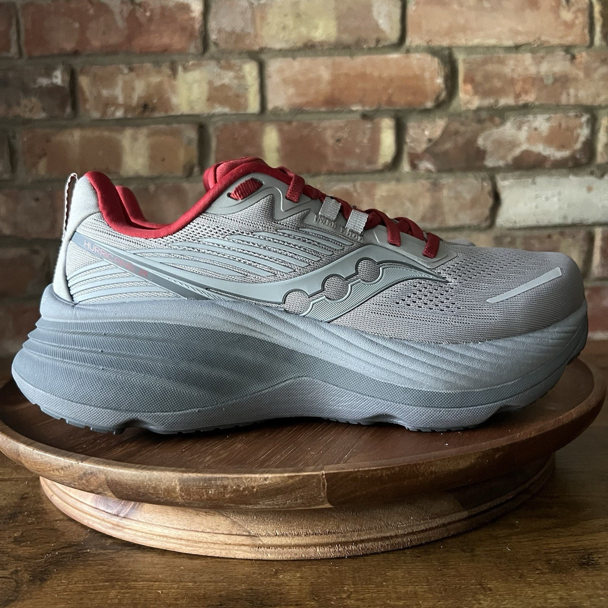 Saucony Hurricane 24 Max Cushion Stability Men's 7.5 Gray Running Shoes Sneakers