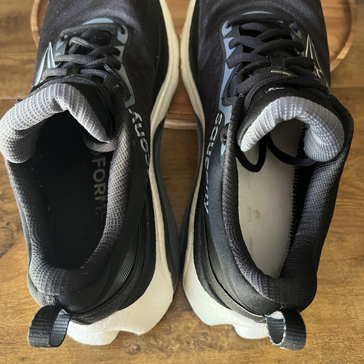 Saucony Omni ST 23 Suppotive Mens 9.5 Black Sliver Road Running Shoes Sneakers