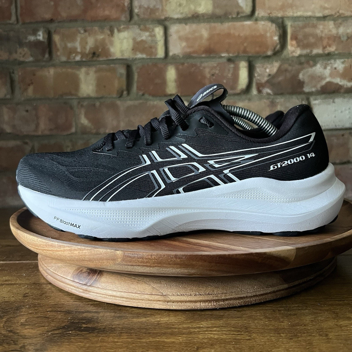 Asics GT-2000 14 Stability Womens 9 Wide Black White Running Shoes Sneakers