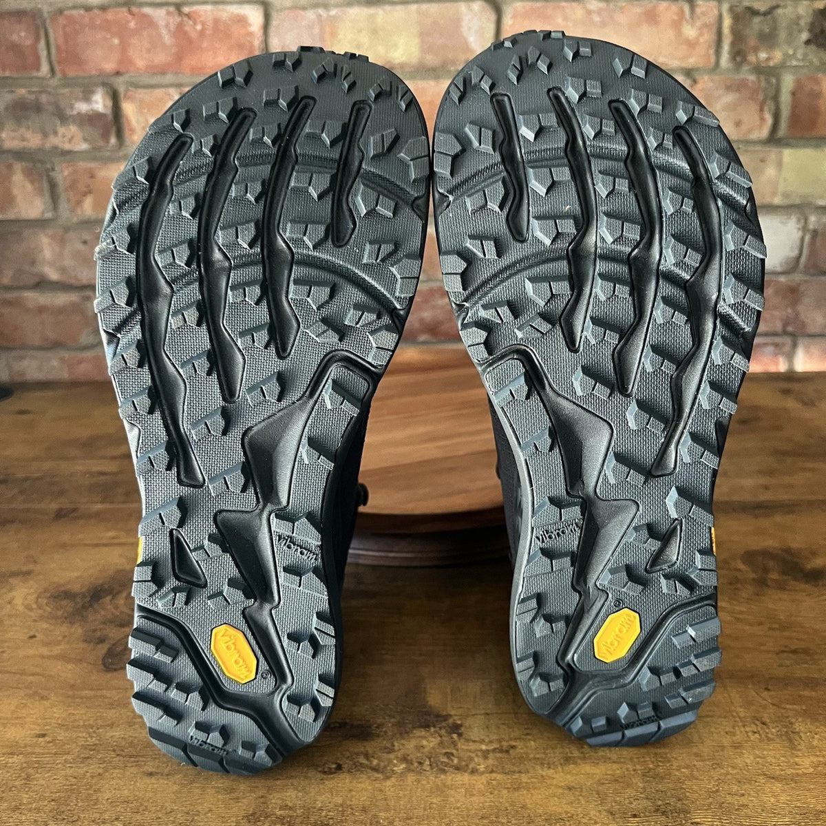 Altra Vibram Timp Hiker GTX Womens 11 Black Trail Hiking Shoes Sneakers