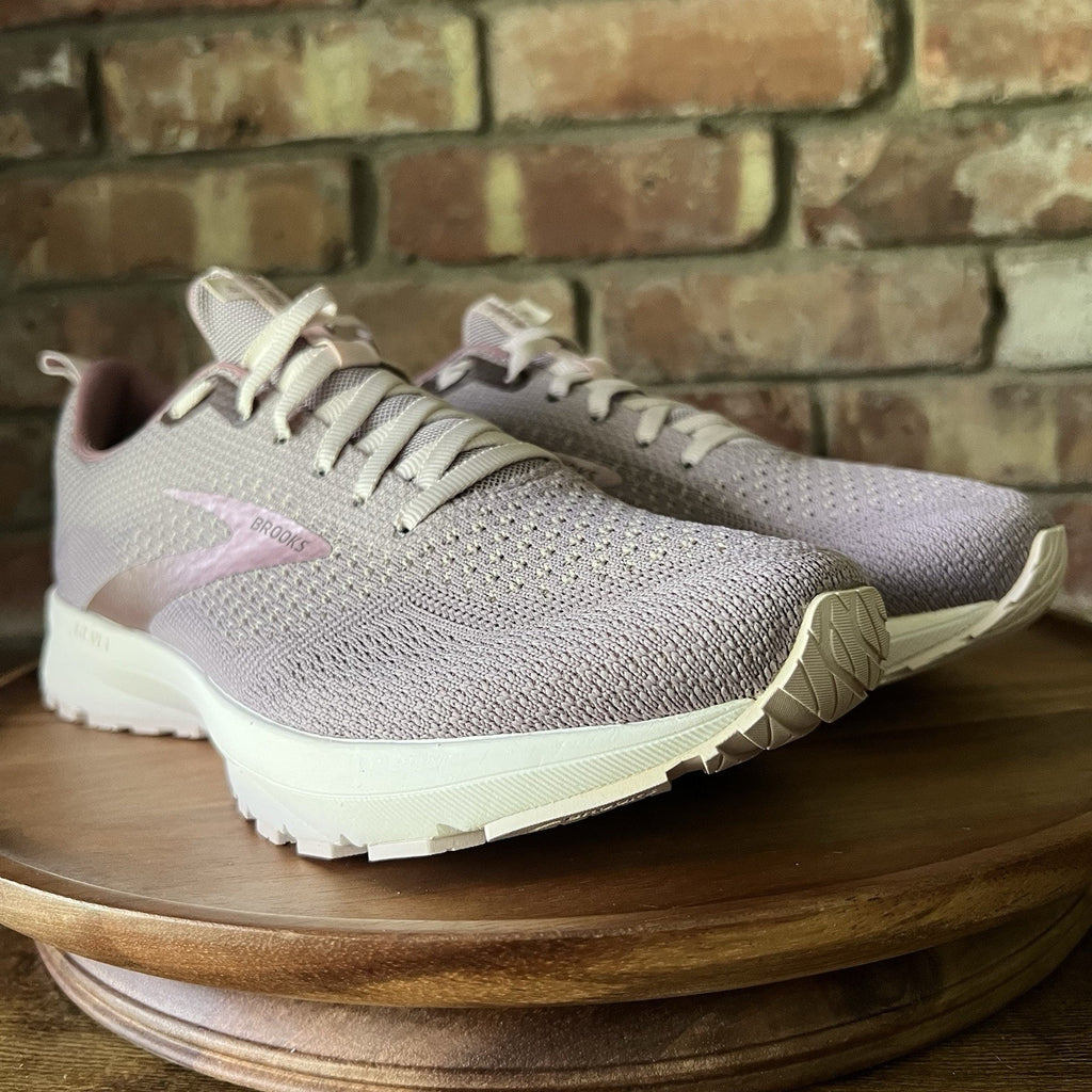 Brooks Revel 4 Running Neutral Cushion Womens 9.5 Rose Pink Sneakers Shoes