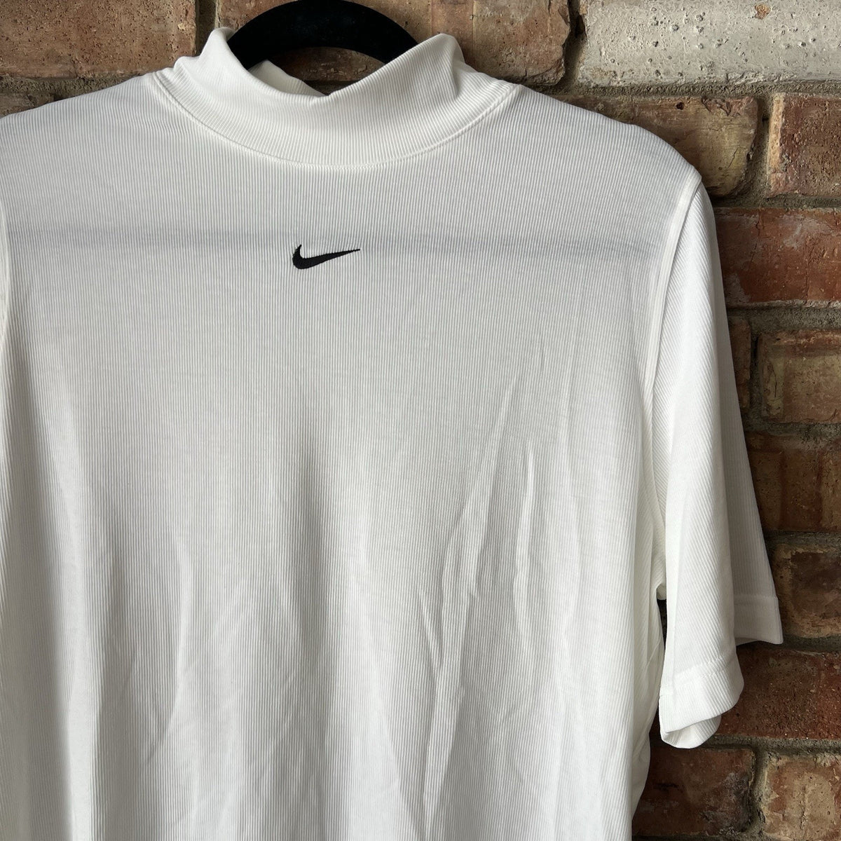 Nike Women's Sportswear Essential Ribbed MockNeck Short Sleeve Top White XL