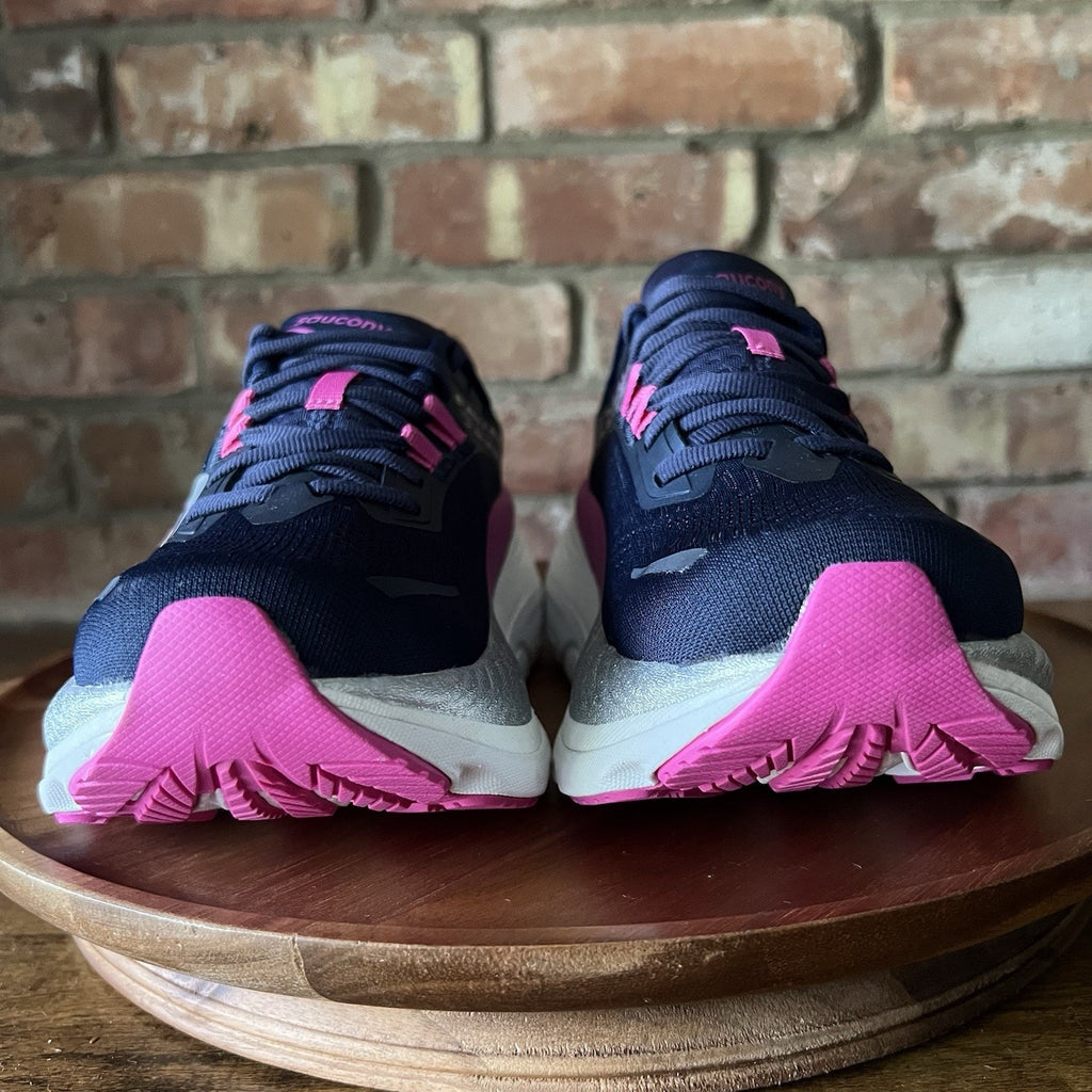 Saucony Hurricane 24 Stability Max Cushion Pink Blue Running Shoes Women's 5