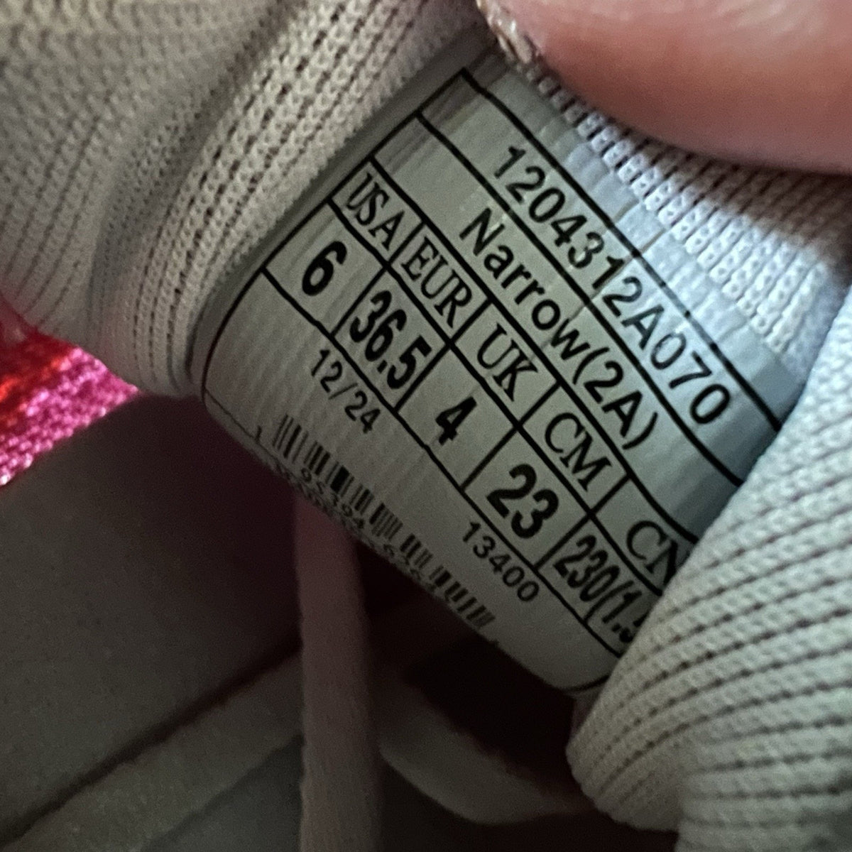 Brooks Ghost 17 Womens 6 2A Gray White Pink Neutral Running Shoes Sneaker