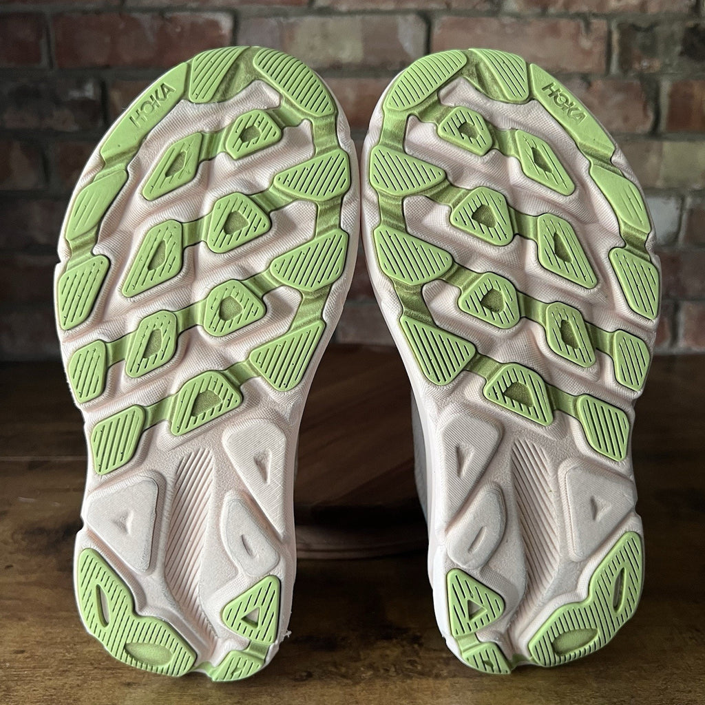 Hoka One One Clifton 9 Women's 7 Max Cushion Vanilla Running Shoes Sneakers