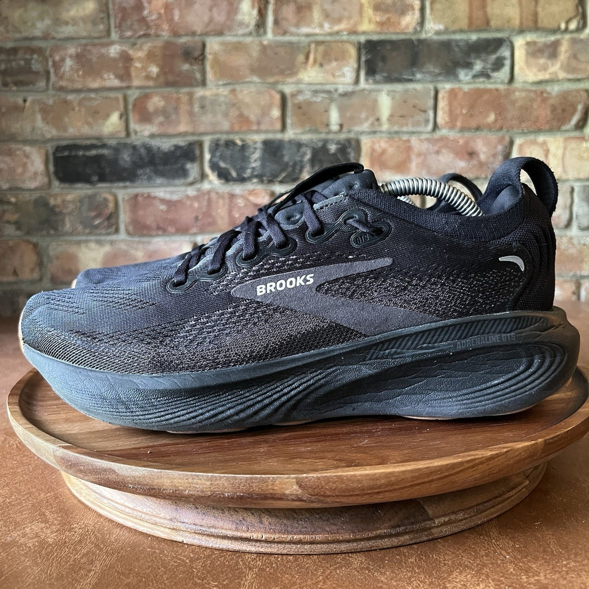 Brooks Adrenaline GTS 25 Supportive Mens 9.5 Black Gum Running Shoes Sneakers