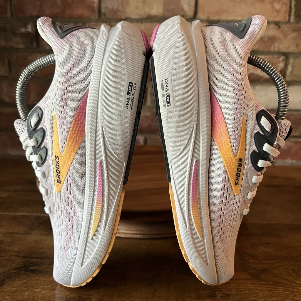 Brooks Ghost 17 Womens 6 2A Gray White Pink Neutral Running Shoes Sneaker