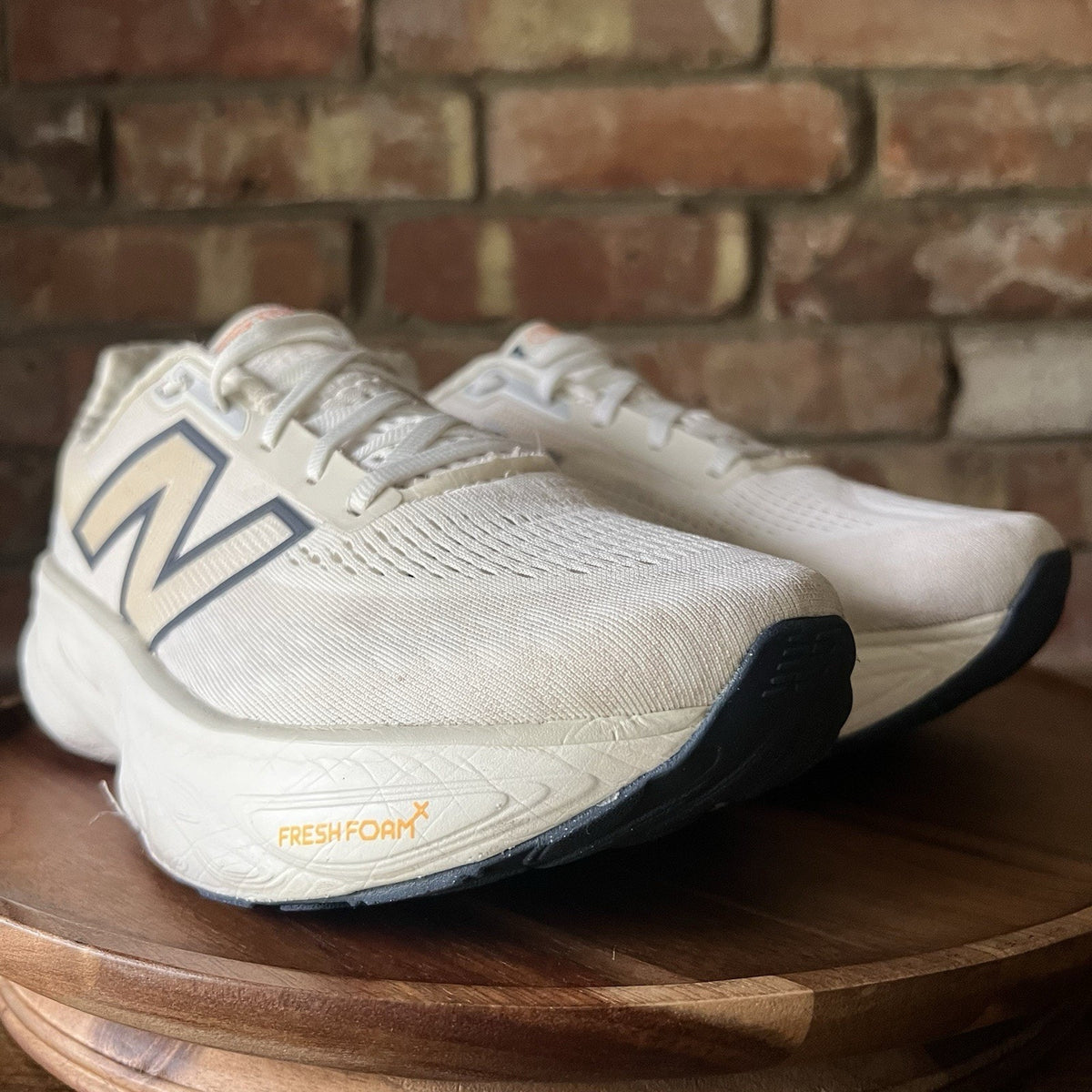 New Balance Fresh Foam X 1080 v14 Mens 7.5 Women's 9 Max Cushioned Running Shoes