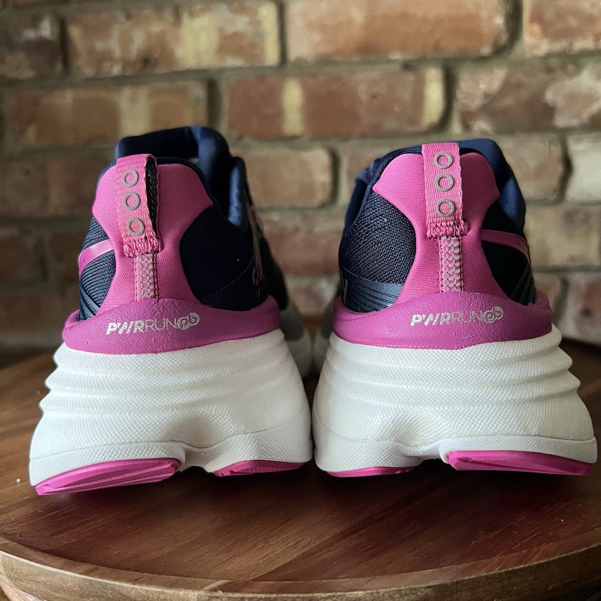 Saucony Hurricane 24 Stability Max Cushion Pink Blue Running Shoes Women's 5