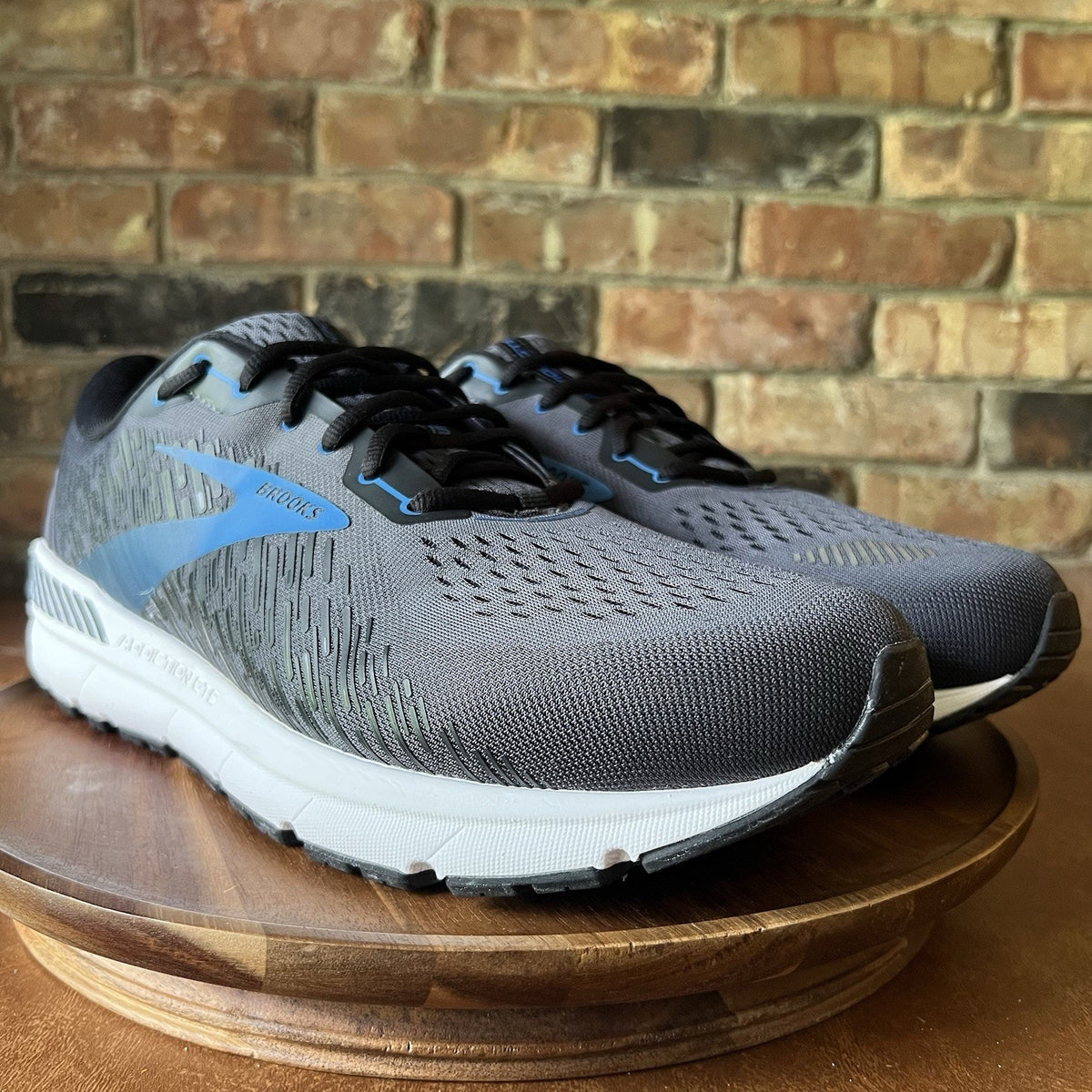 Brooks Addiction GTS 15 Supportive Men’s 15 2E Black Blue Running Shoes Sneakers
