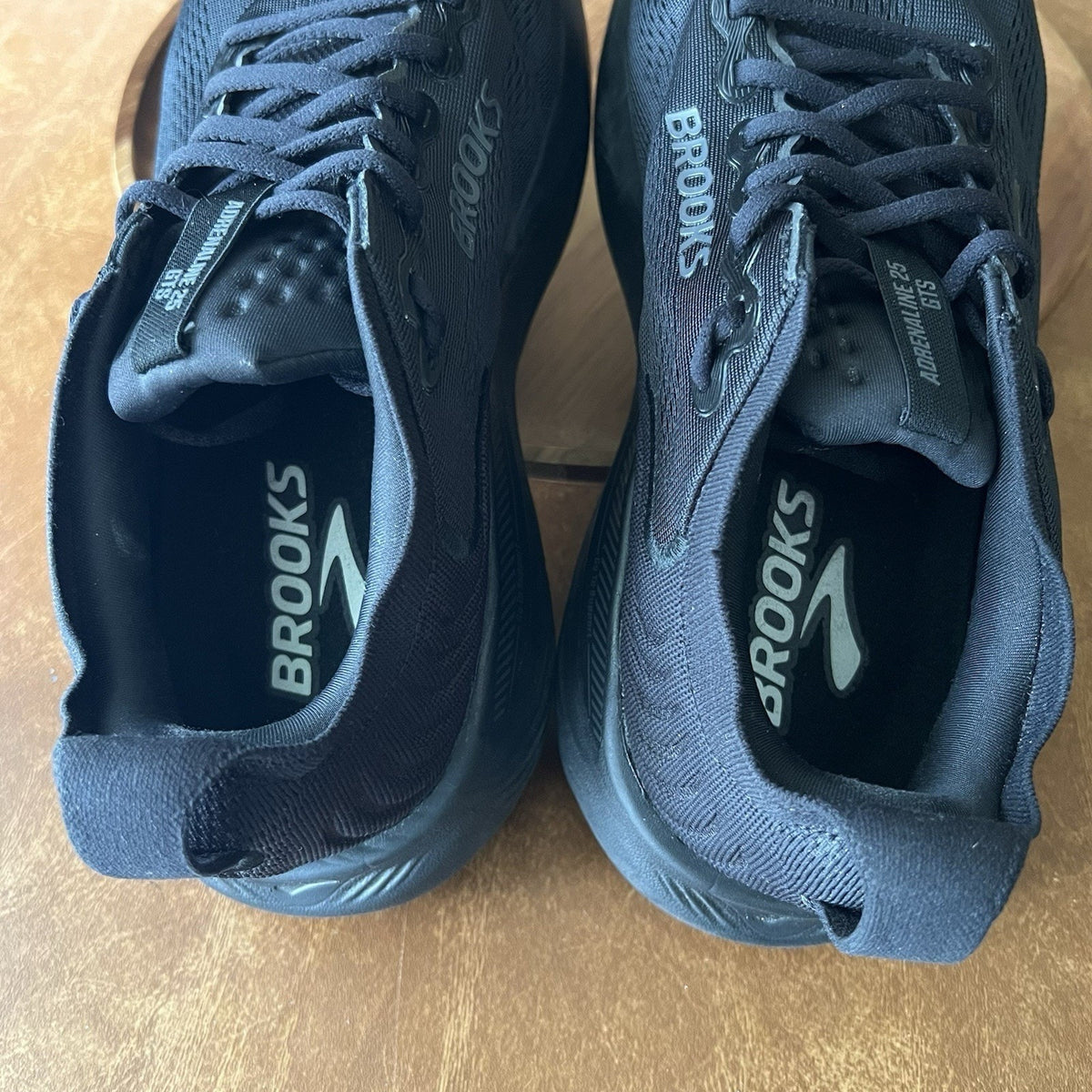 Brooks Adrenaline GTS 25 Supportive Womens 11 EE Black Running Shoes Sneakers