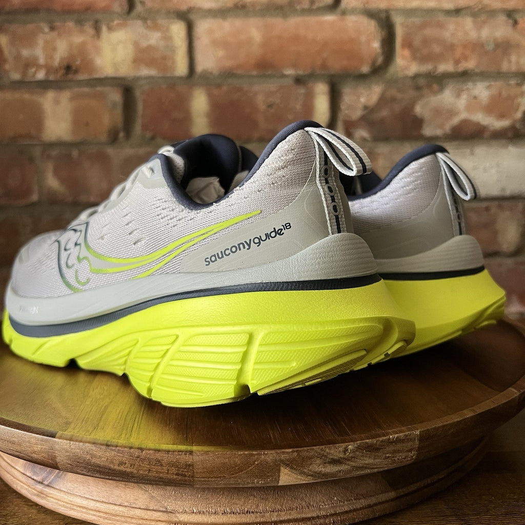 Saucony Guide 18 Stability Cushioned Gray Yellow Running Shoes Sneakers Mens 9.5
