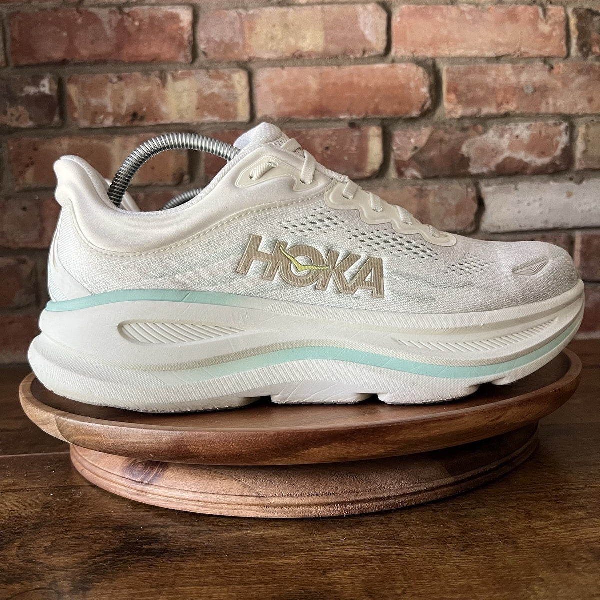 Hoka One One Bondi 9 Cream Green Womens 12 Men's 10.5 Max Cushion Shoes Sneakers