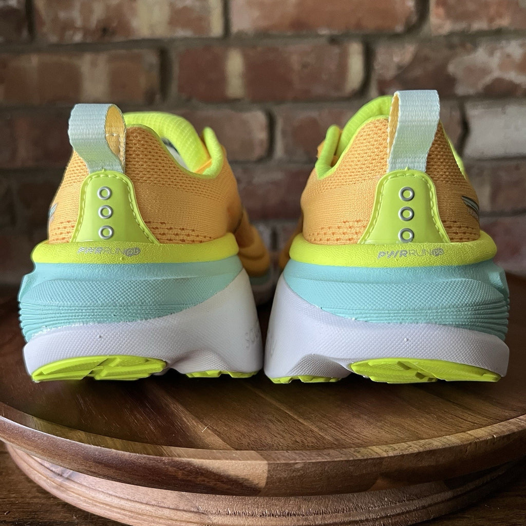 Saucony Hurricane 25 Stability Max Cushion Sunrise Citron Running Shoes Womens 5