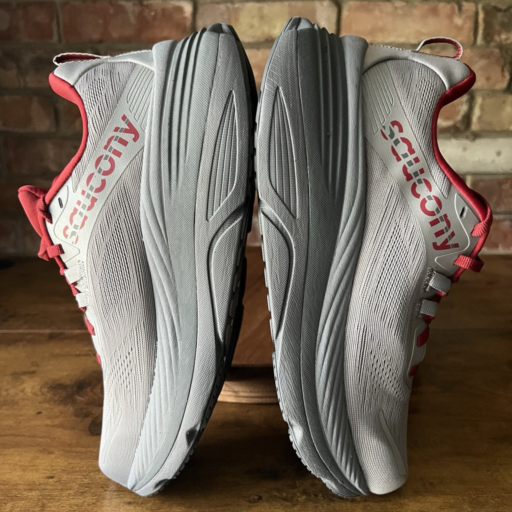 Saucony Hurricane 24 Max Cushion Stability Men's 7.5 Gray Crimson Running Shoes
