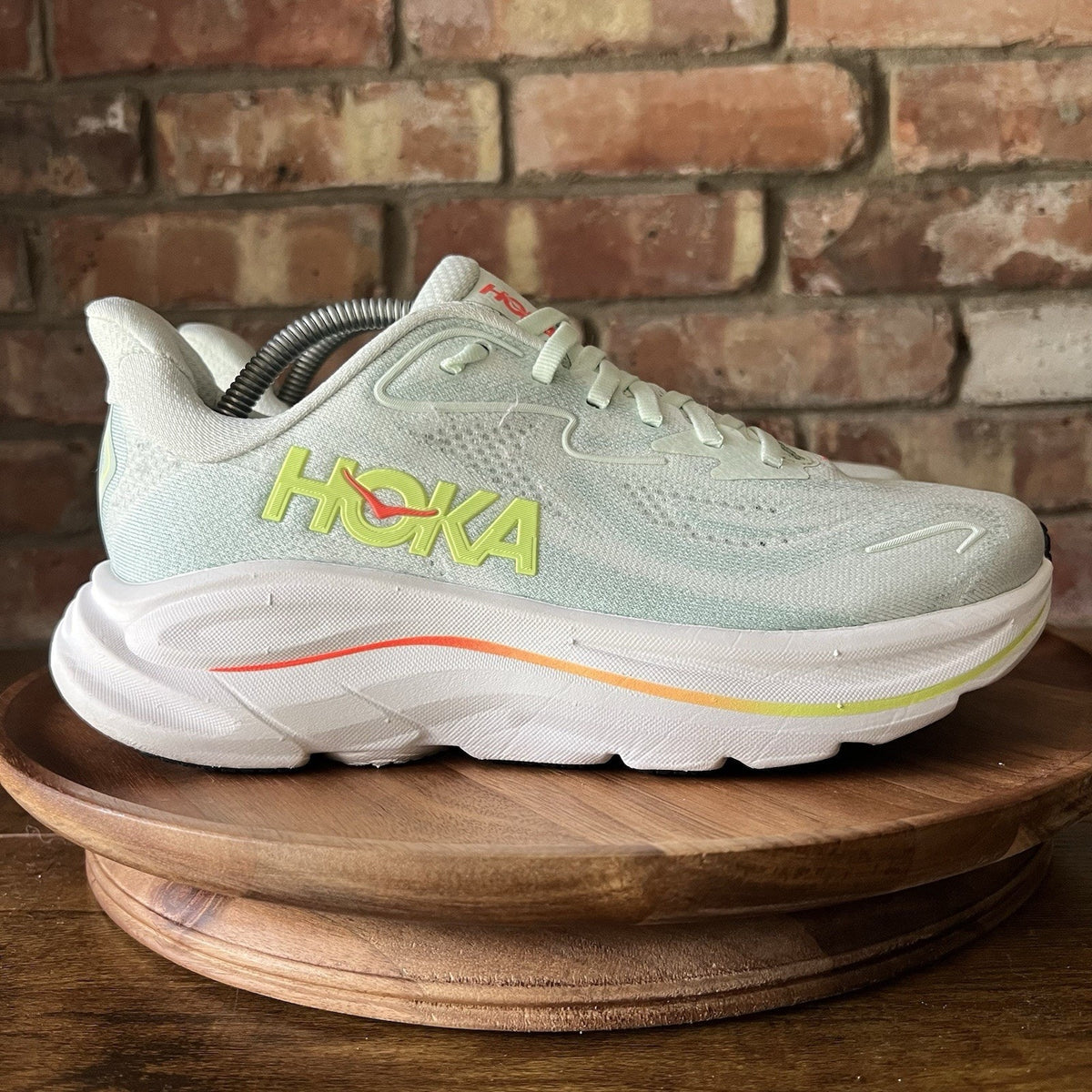 Hoka One One Clifton 10 Womens 7.5 Blue White Running Max Cushion Shoes Sneakers
