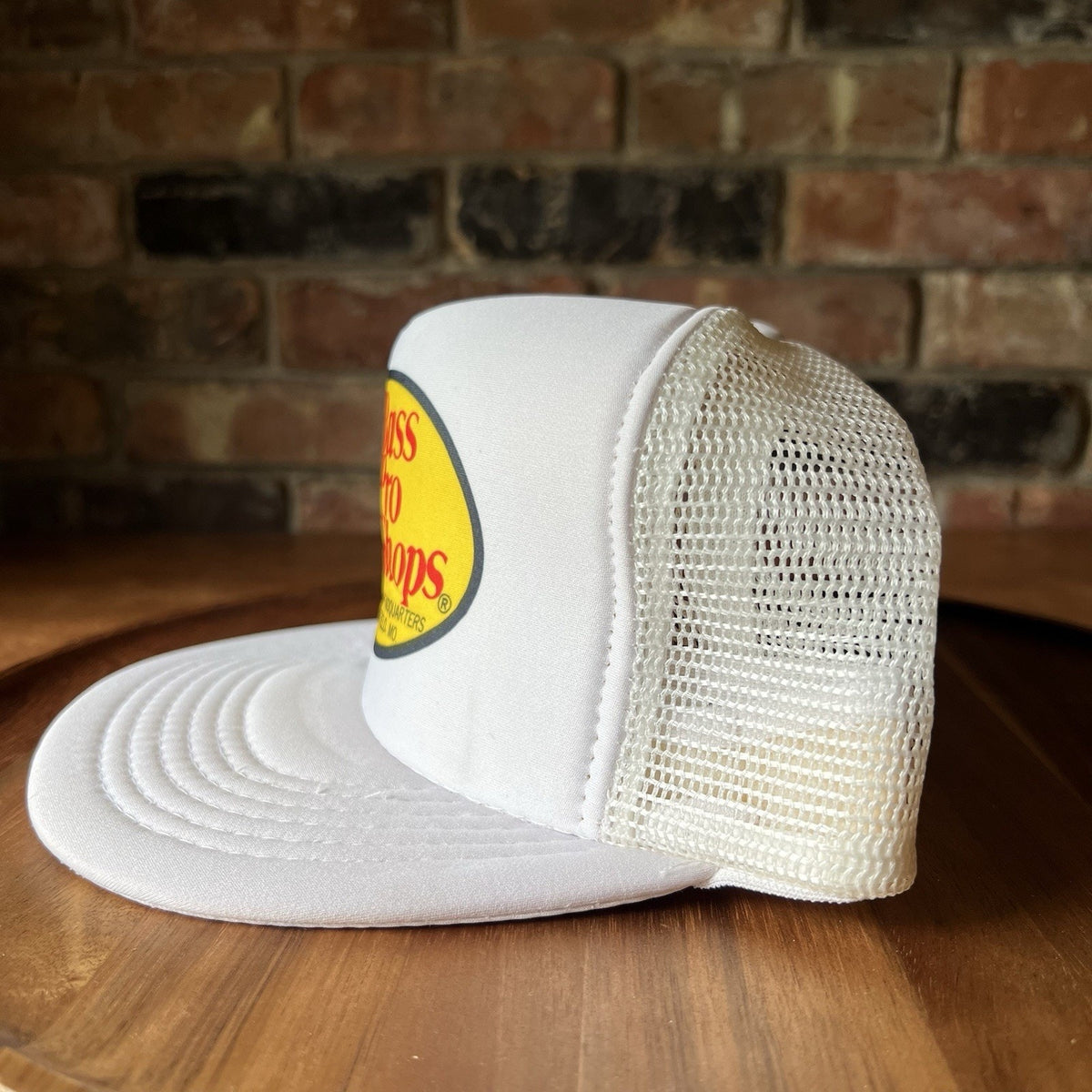 Vintage Bass Pro Shops Fishing Hunting Trucker Hat Snapback Cap White