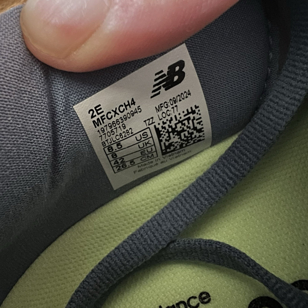 New Balance FuelCell Rebel v4 Mens 8.5 2E Blue Neutral Balanced Running Shoes