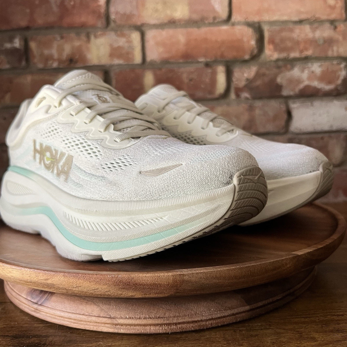 Hoka One One Bondi 9 Cream Green Womens 12 Men's 10.5 Max Cushion Shoes Sneakers