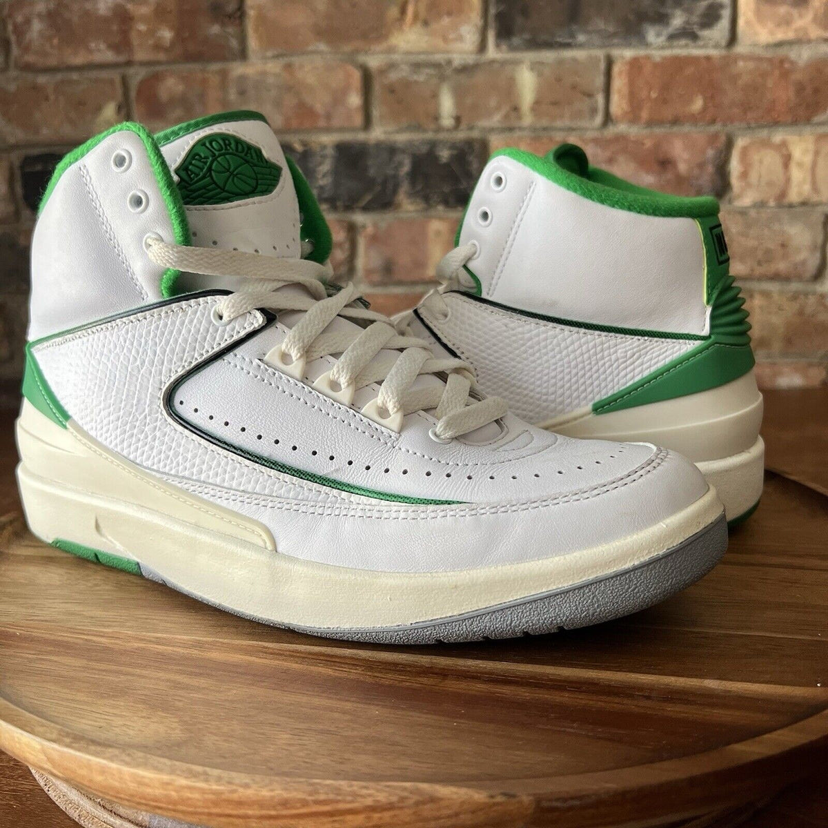 Nike Air Jordan 2 Retro GS Lucky Green Cream Youth 6.5 Women's 8 Shoes Sneakers