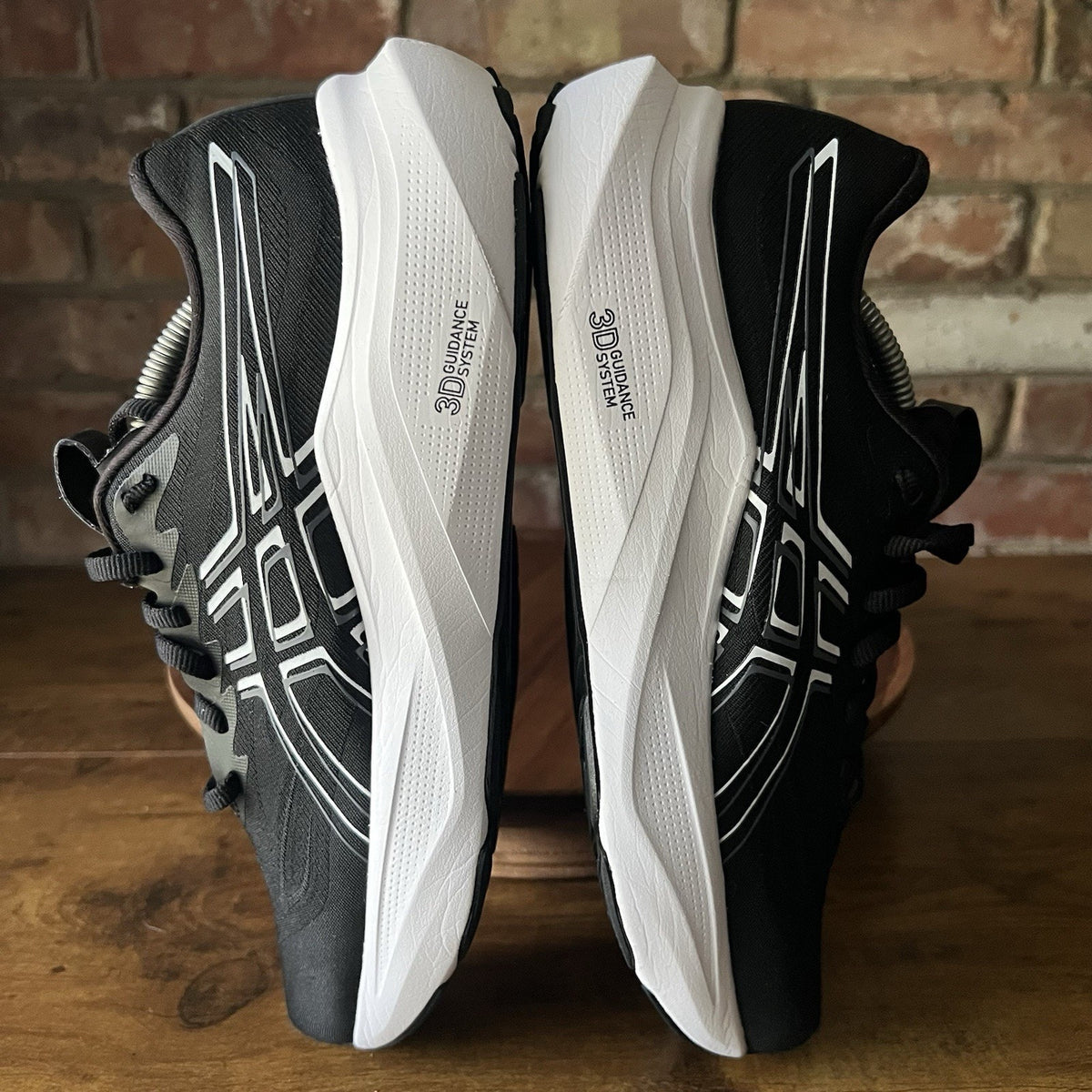 Asics GT-2000 14 Stability Womens 9 Wide Black White Running Shoes Sneakers