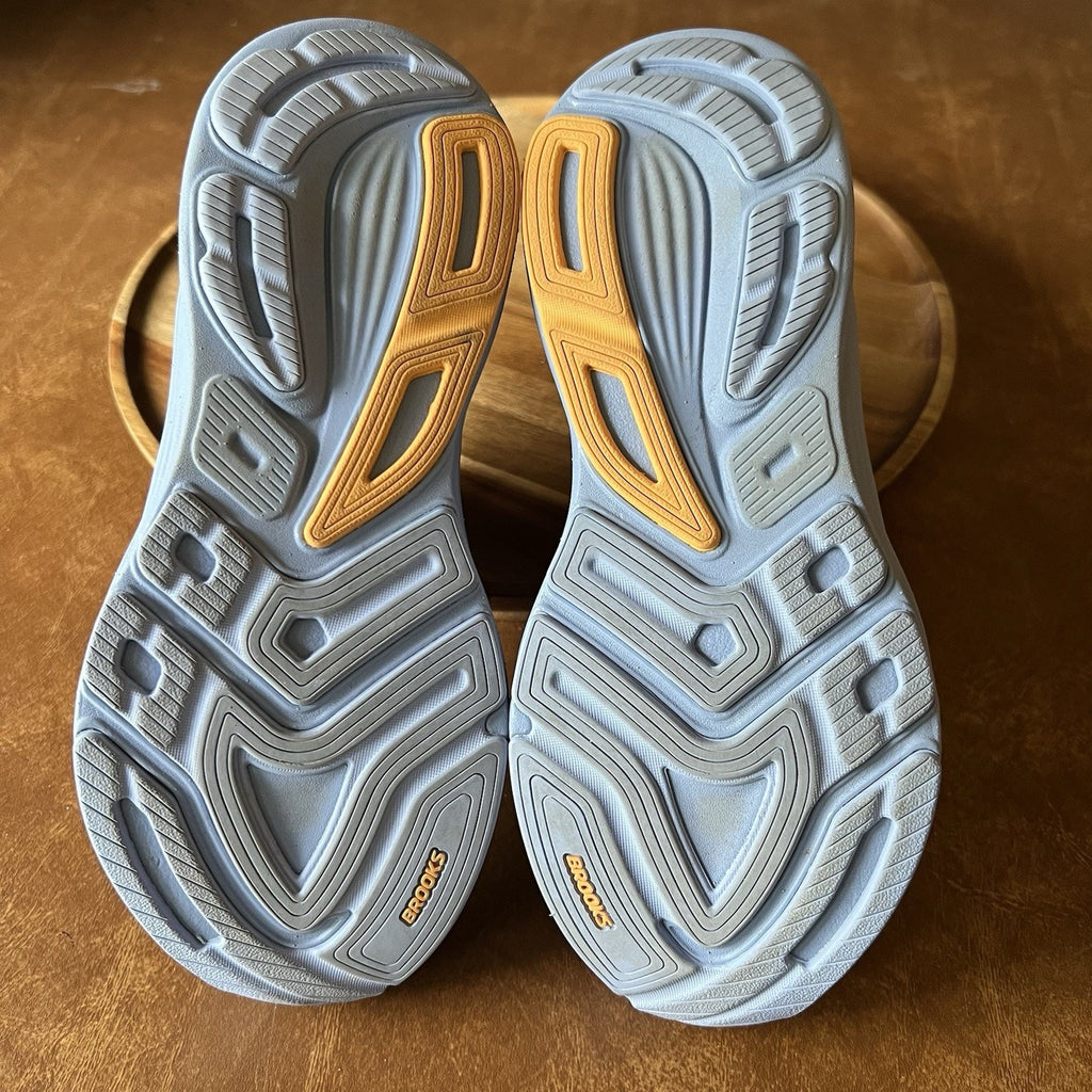 Brooks Revel 8 Blue Orange Women's 7.5 Cushioned Walking Running Shoes Sneakers