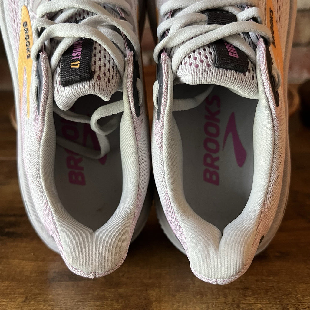 Brooks Ghost 17 Womens 6 2A Gray White Pink Neutral Running Shoes Sneaker