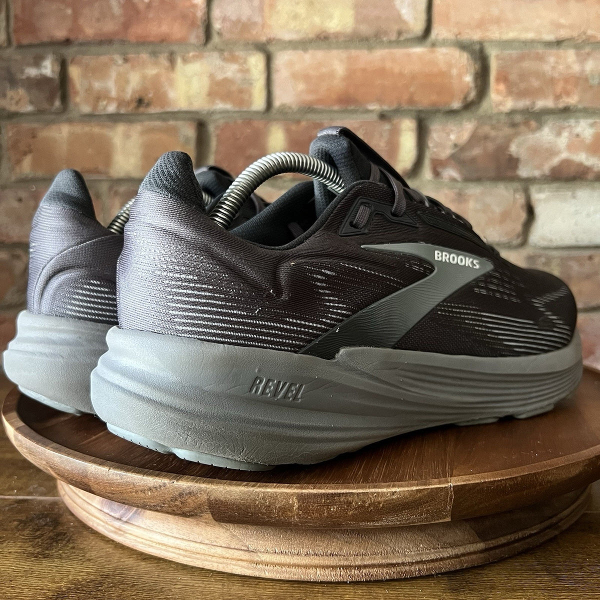 Brooks Revel 8 Men's Gray Mesh Trainer Cushioned Running Shoes Sneakers 11 2E