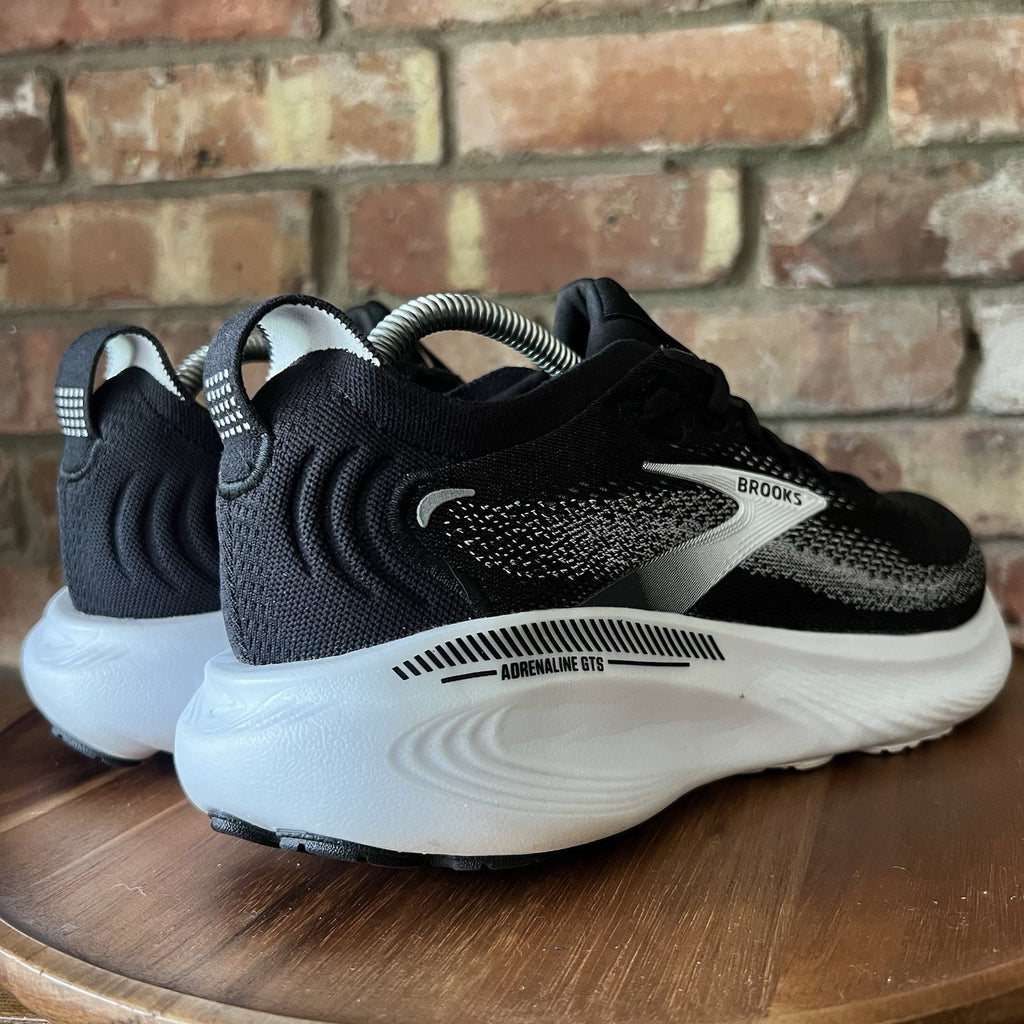 Brooks Adrenaline GTS 25 Supportive Mens 8 Black White Running Shoes Sneakers
