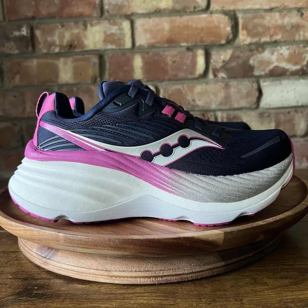 Saucony Hurricane 24 Stability Max Cushion Blue Pink Running Shoes Women's 5