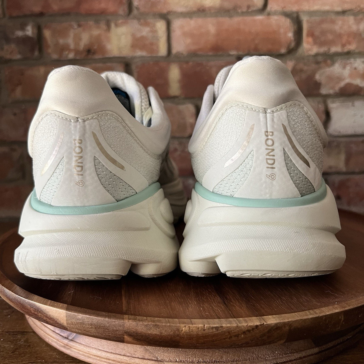 Hoka One One Bondi 9 Cream Green Womens 12 Men's 10.5 Max Cushion Shoes Sneakers
