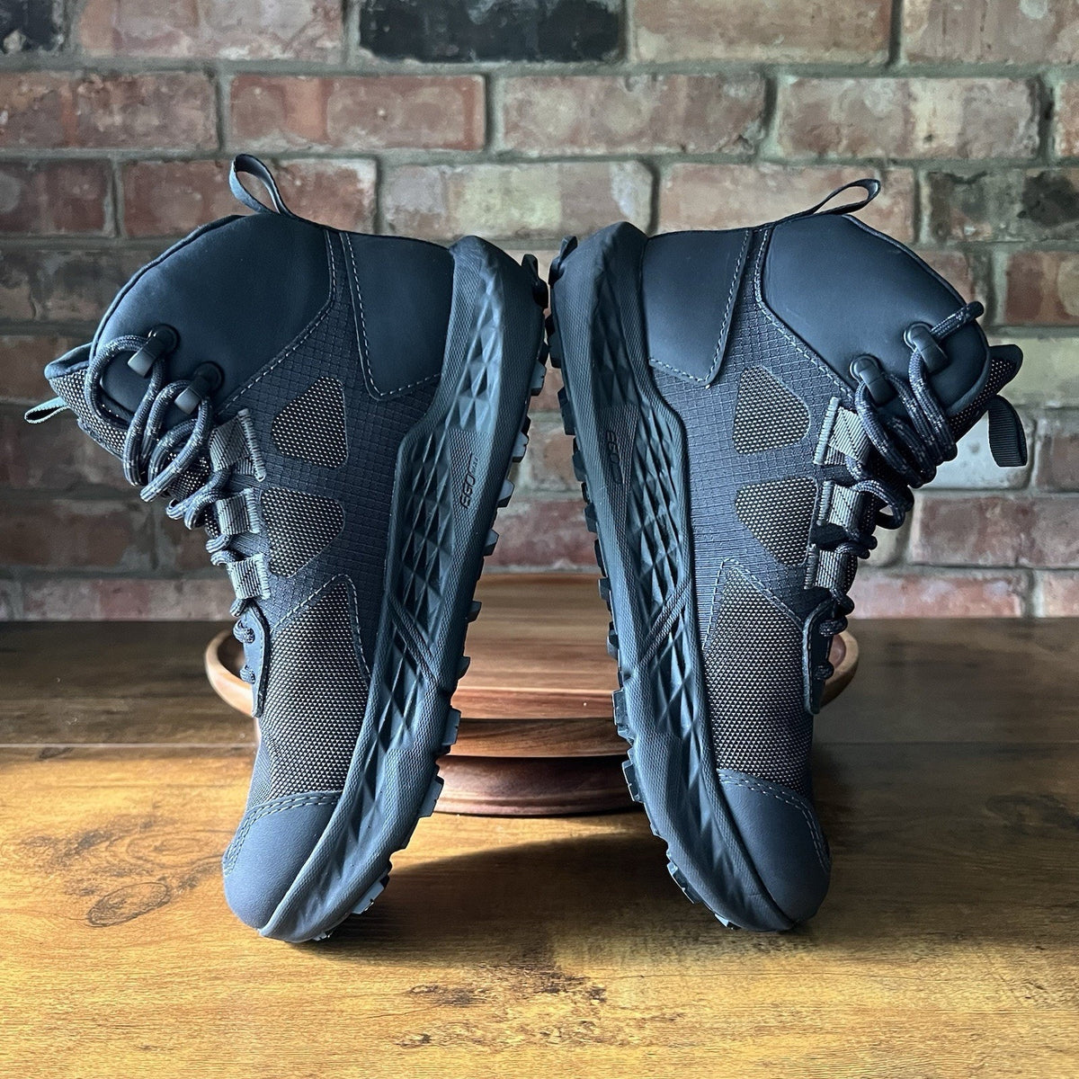 Altra Timp Hiker GTX Womens 6 Black Waterproof Trail Hiking Shoes ALOA85P8000