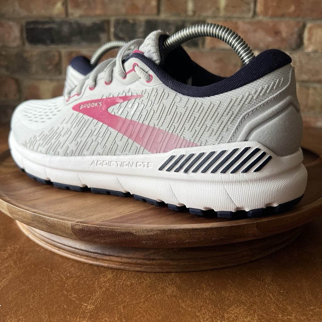 Brooks Addiction GTS 15 Supportive Running Womens 10.5 AA Gray Pink Shoes