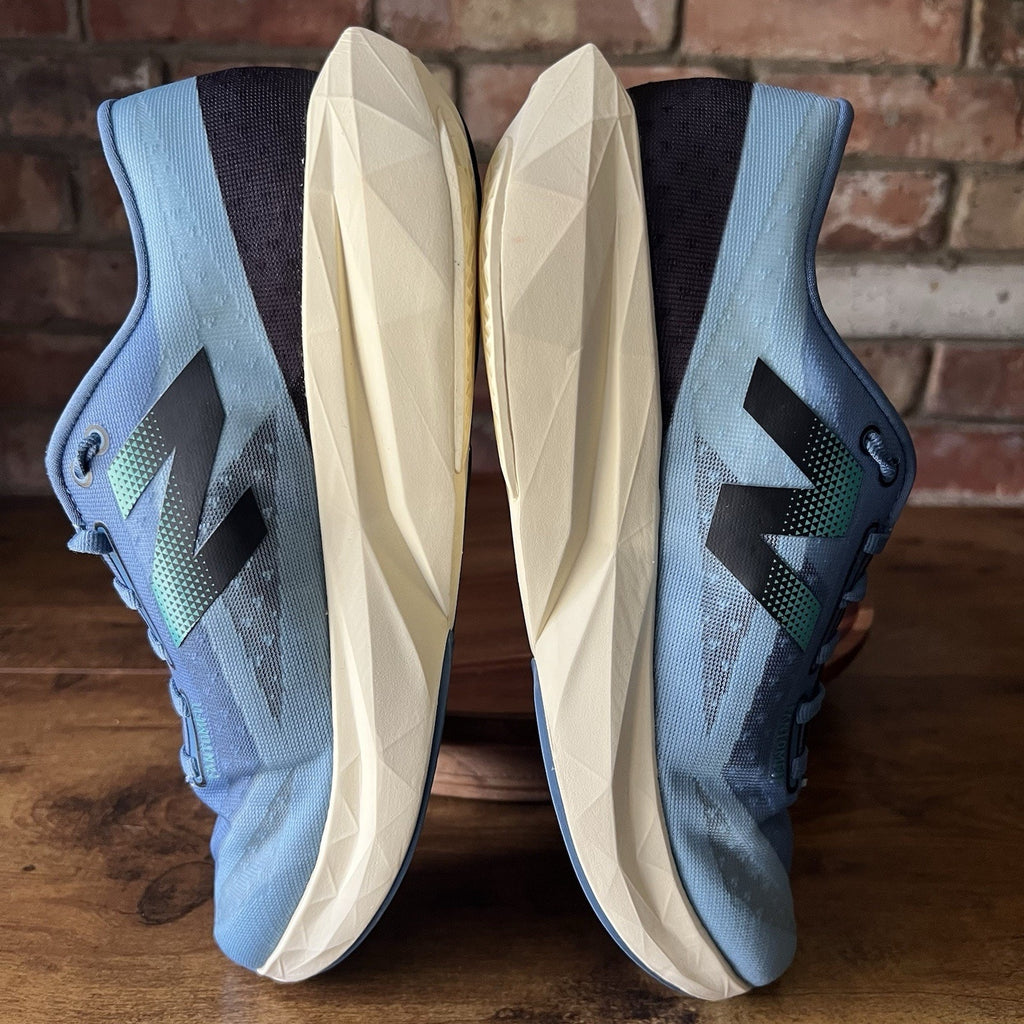 New Balance FuelCell Rebel v4 Mens 8.5 2E Blue Neutral Balanced Running Shoes