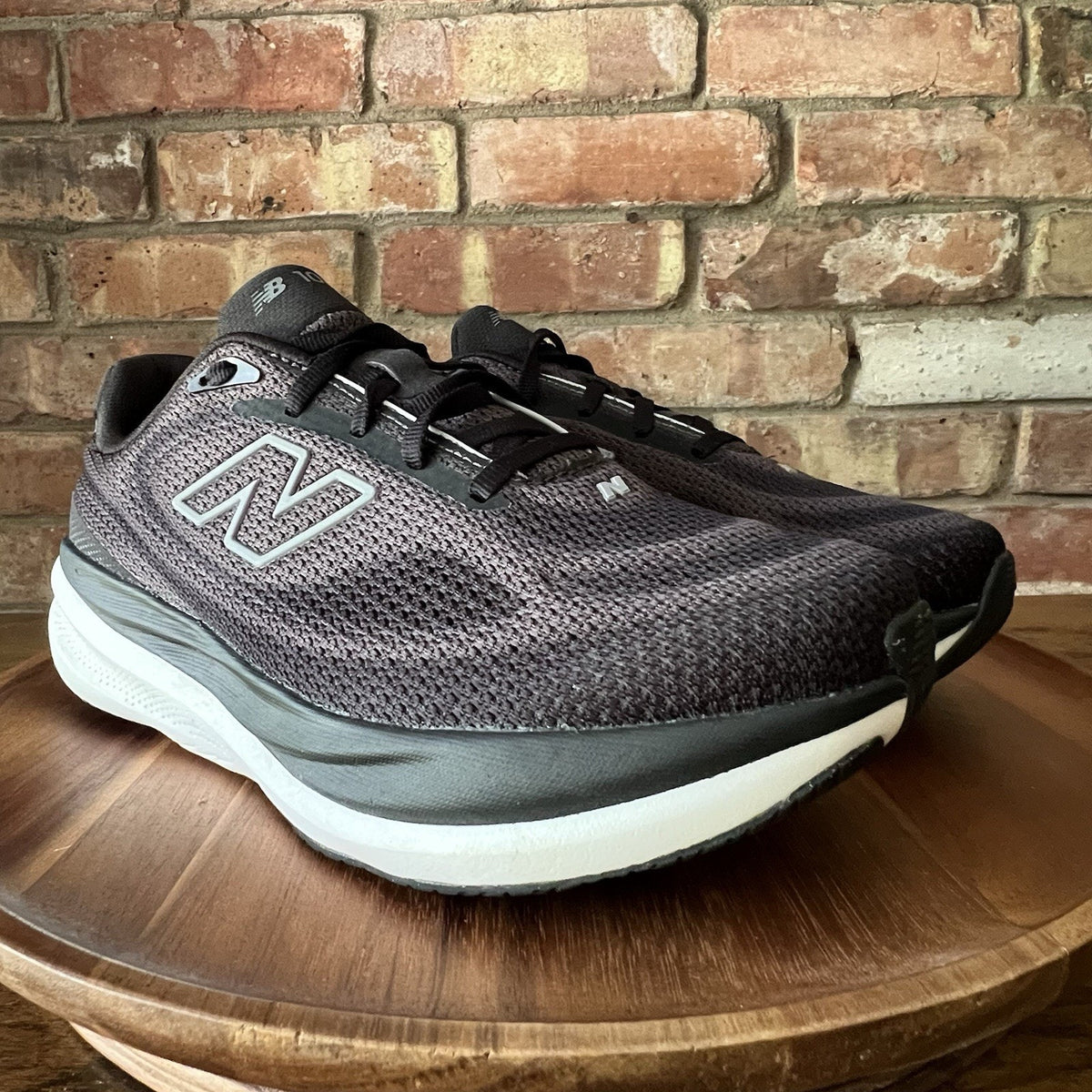 New Balance 1080v15 Womens 8 Black Neutral Soft Cushion Daily Running Shoes