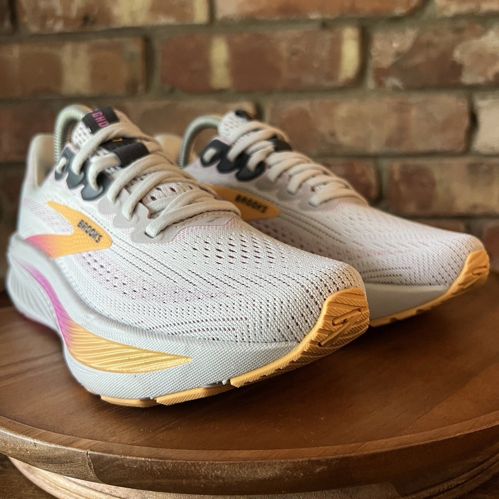 Brooks Ghost 17 Womens 6 2A Gray White Pink Neutral Running Shoes Sneaker