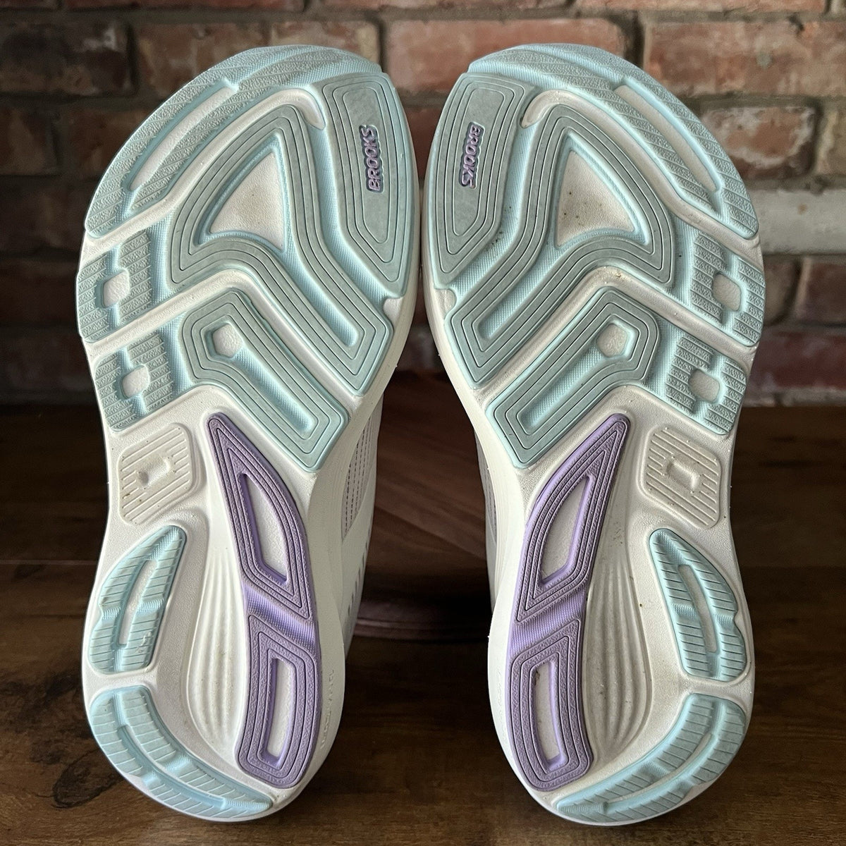 Brooks Revel 8 Gray Purple DNA Loft Cushion Running Sneakers Shoes Women's 9