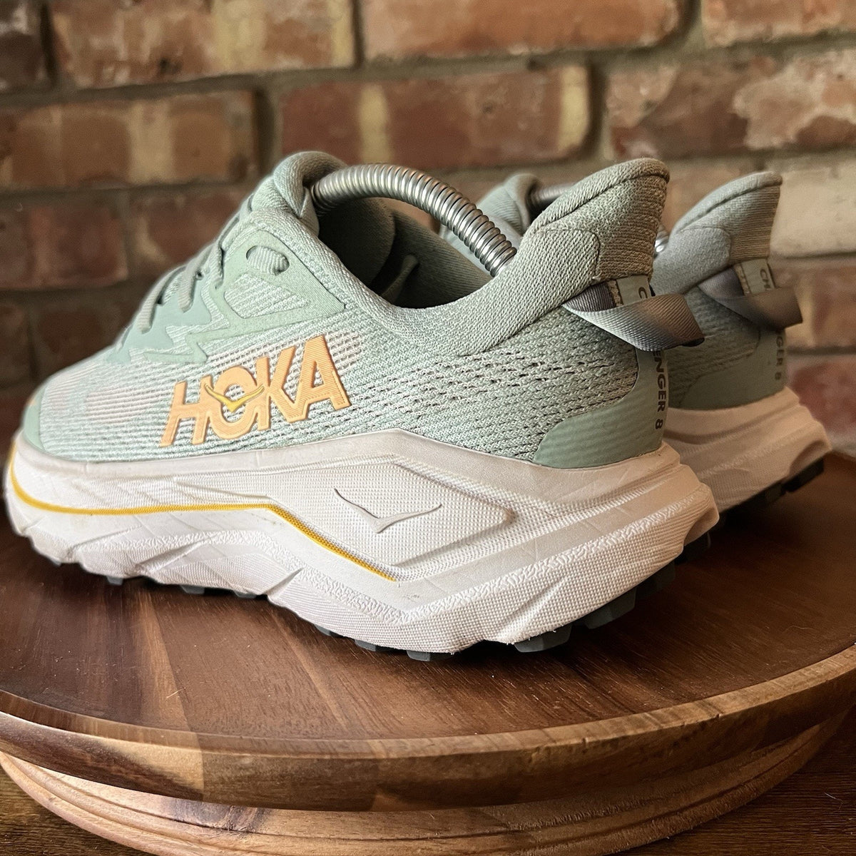 Hoka One One Challenger 8 Womens 7 Green Neutral Balanced Running Shoes Sneakers