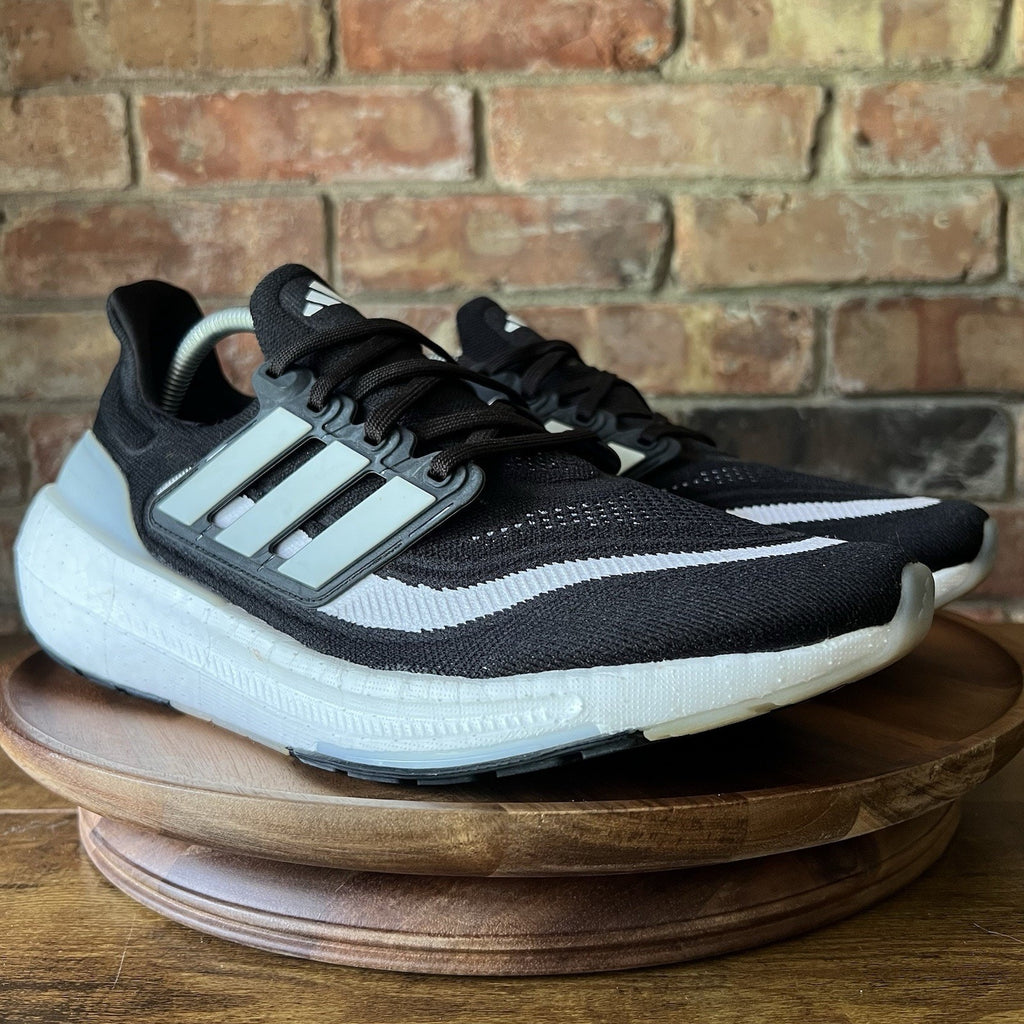 Adidas UltraBoost Light Mens Size 10.5 Black White Running Sneakers Shoes