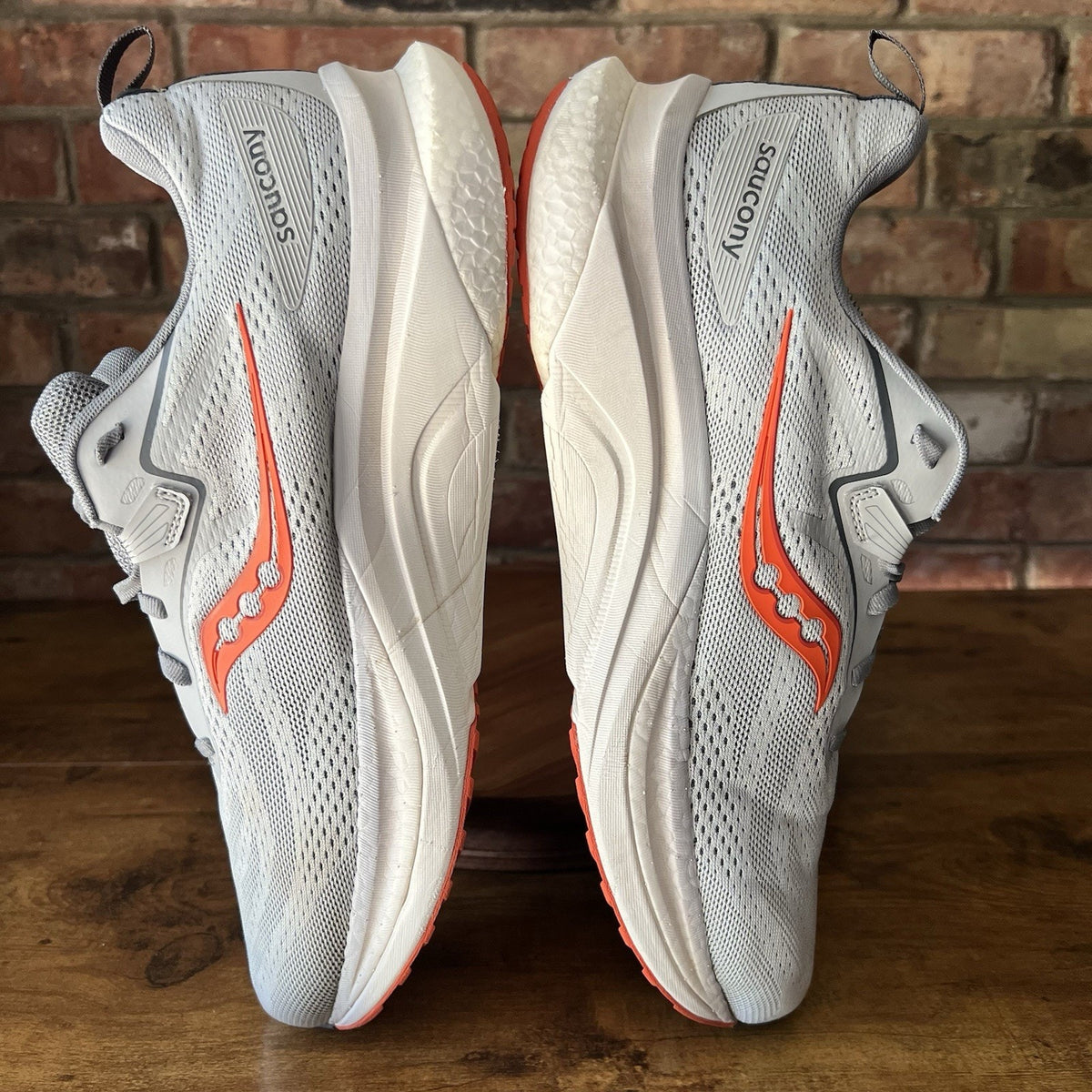Saucony Tempus 2 Cloud Pepper 14 Stability Cushioned Running Shoes Sneakers