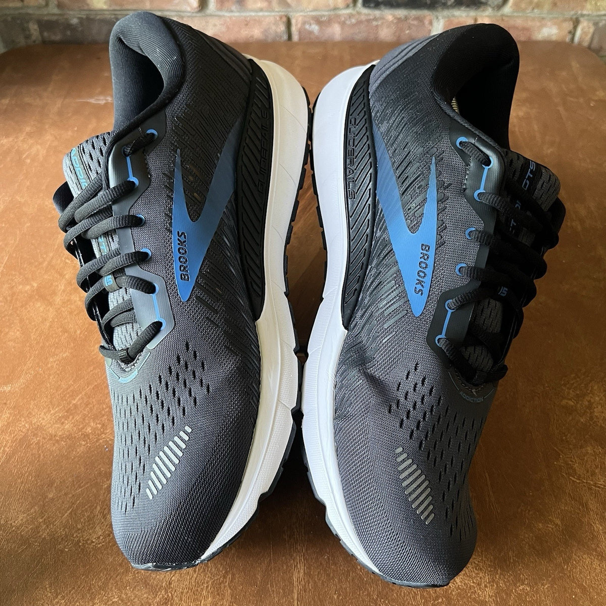 Brooks Addiction GTS 15 Supportive Men’s 15 2E Black Blue Running Shoes Sneakers