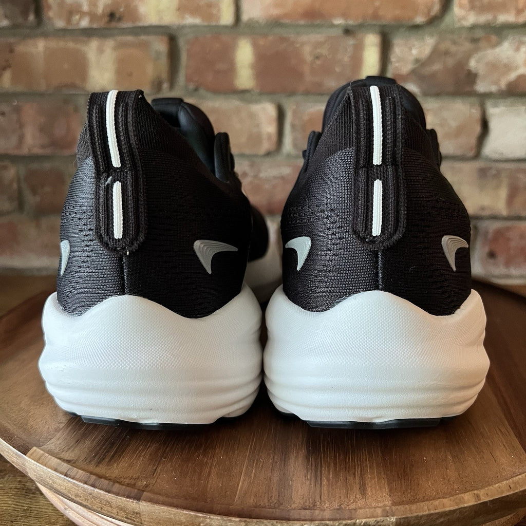 Brooks Glycerin 22 Women's 11 Black White Plush Cushioned Running Shoes Sneakers