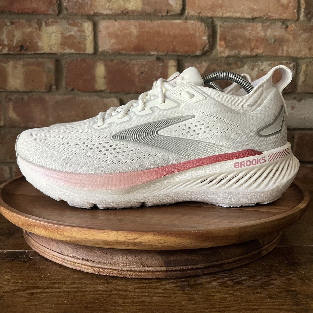 Brooks Glycerin GTS 23 Supportive Womens 10 White Pink Running Shoes Sneakers