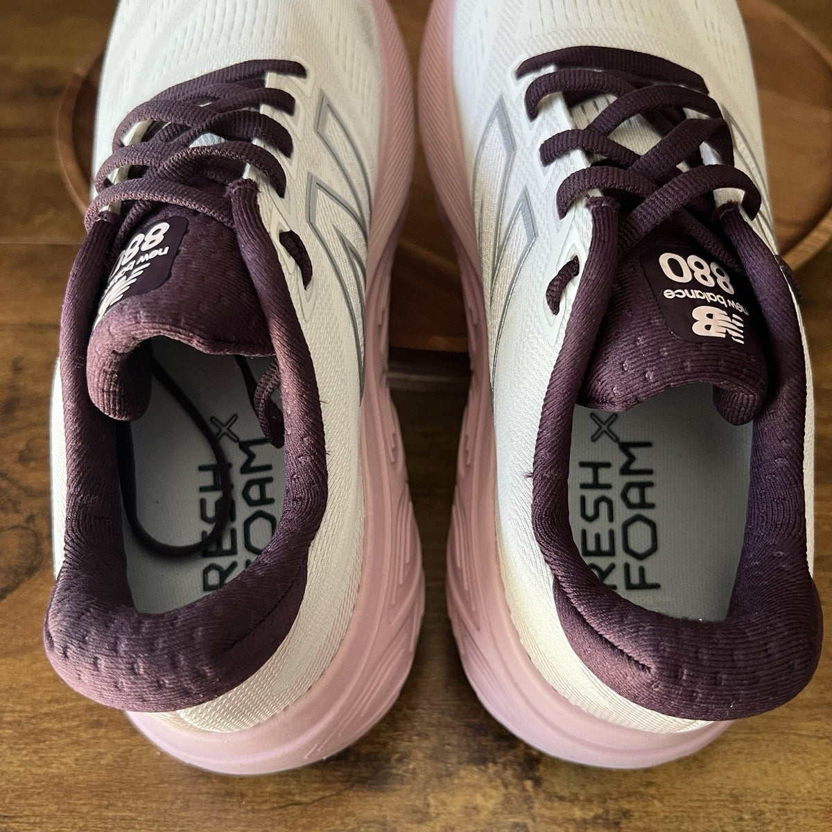 New Balance Fresh Foam X 880 v15 Womens 6.5 Pink White Running Shoes Sneakers