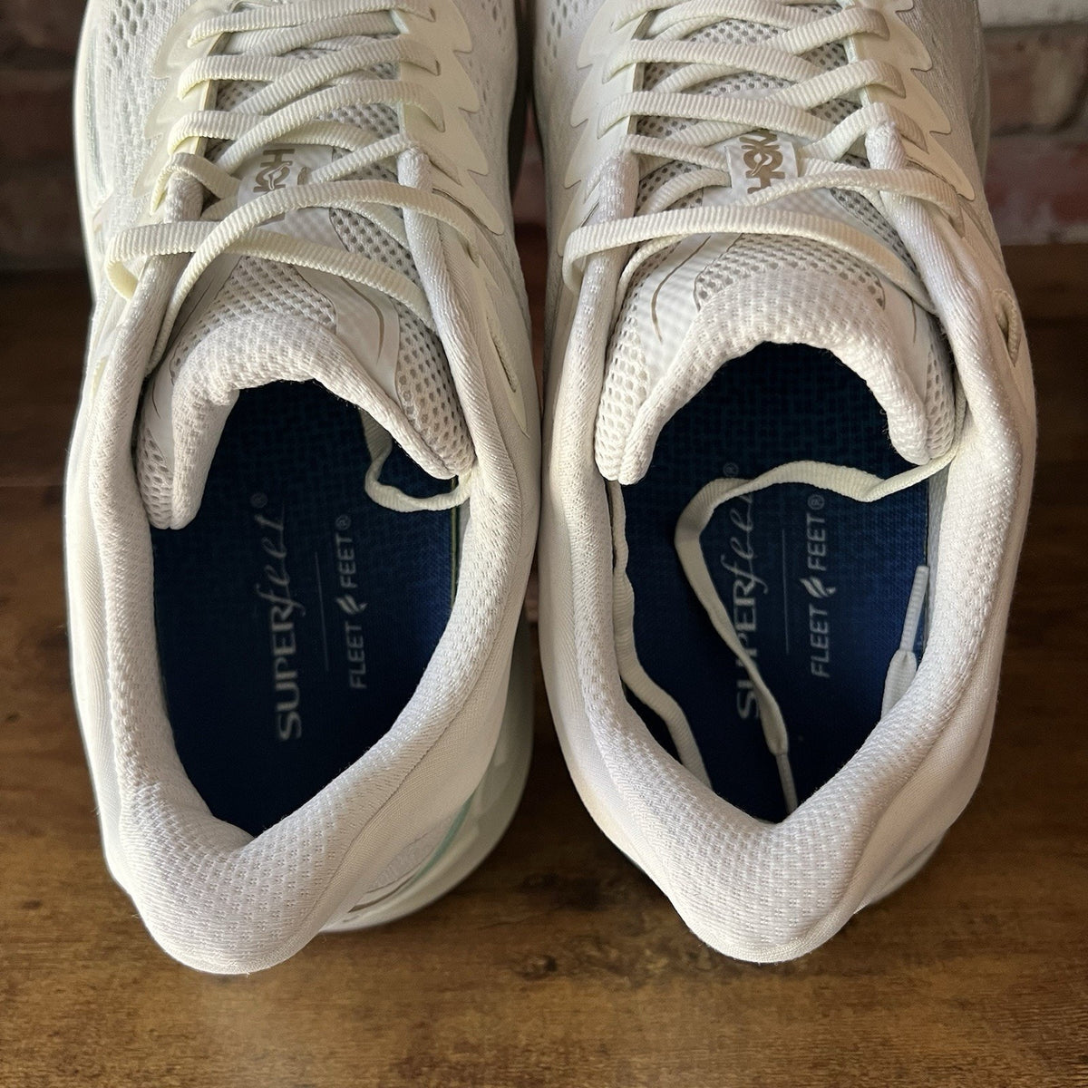 Hoka One One Bondi 9 Cream Green Womens 12 Men's 10.5 Max Cushion Shoes Sneakers