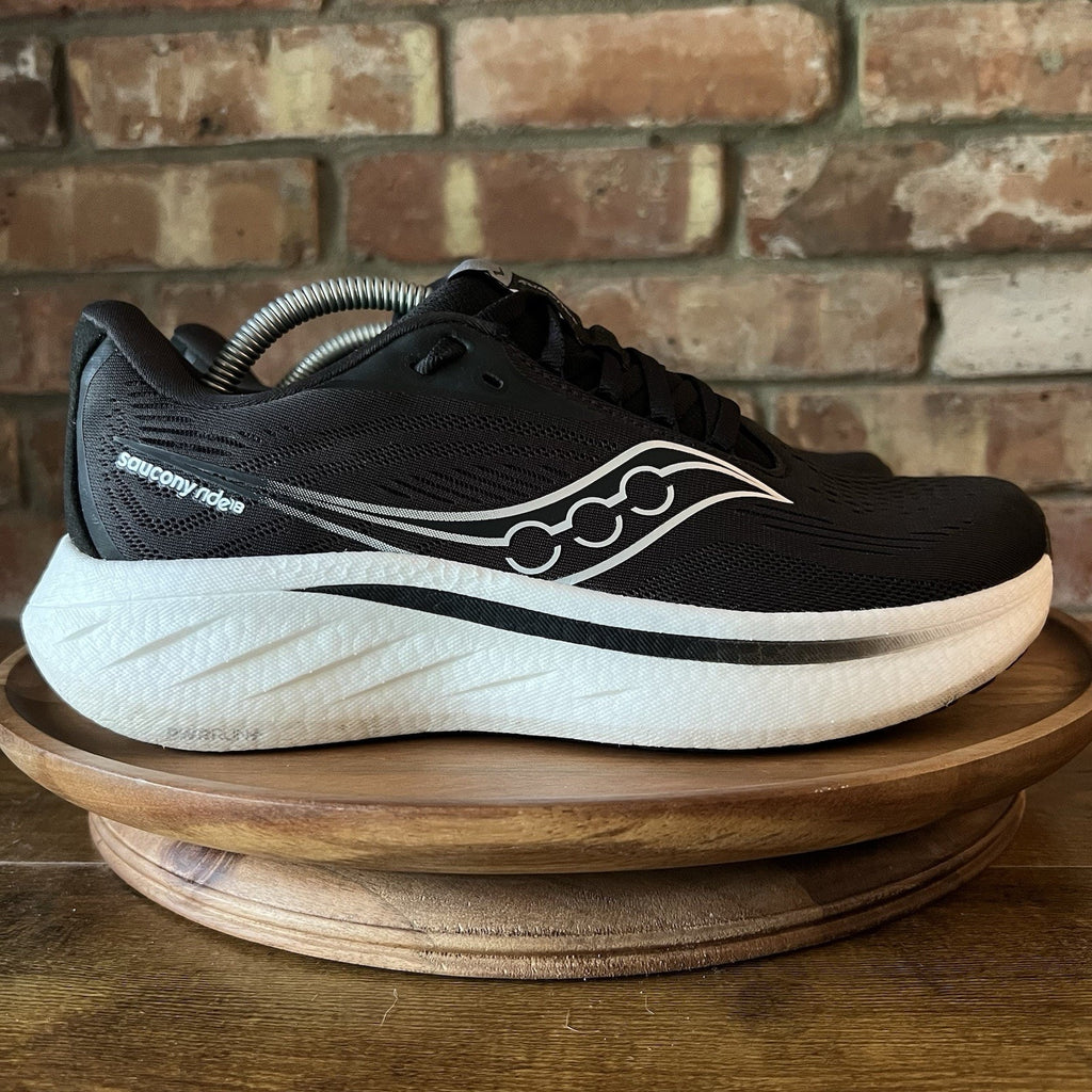 Saucony Ride 18 Women's 8 Plush Cushion Black Neutral Running Shoes Sneakers