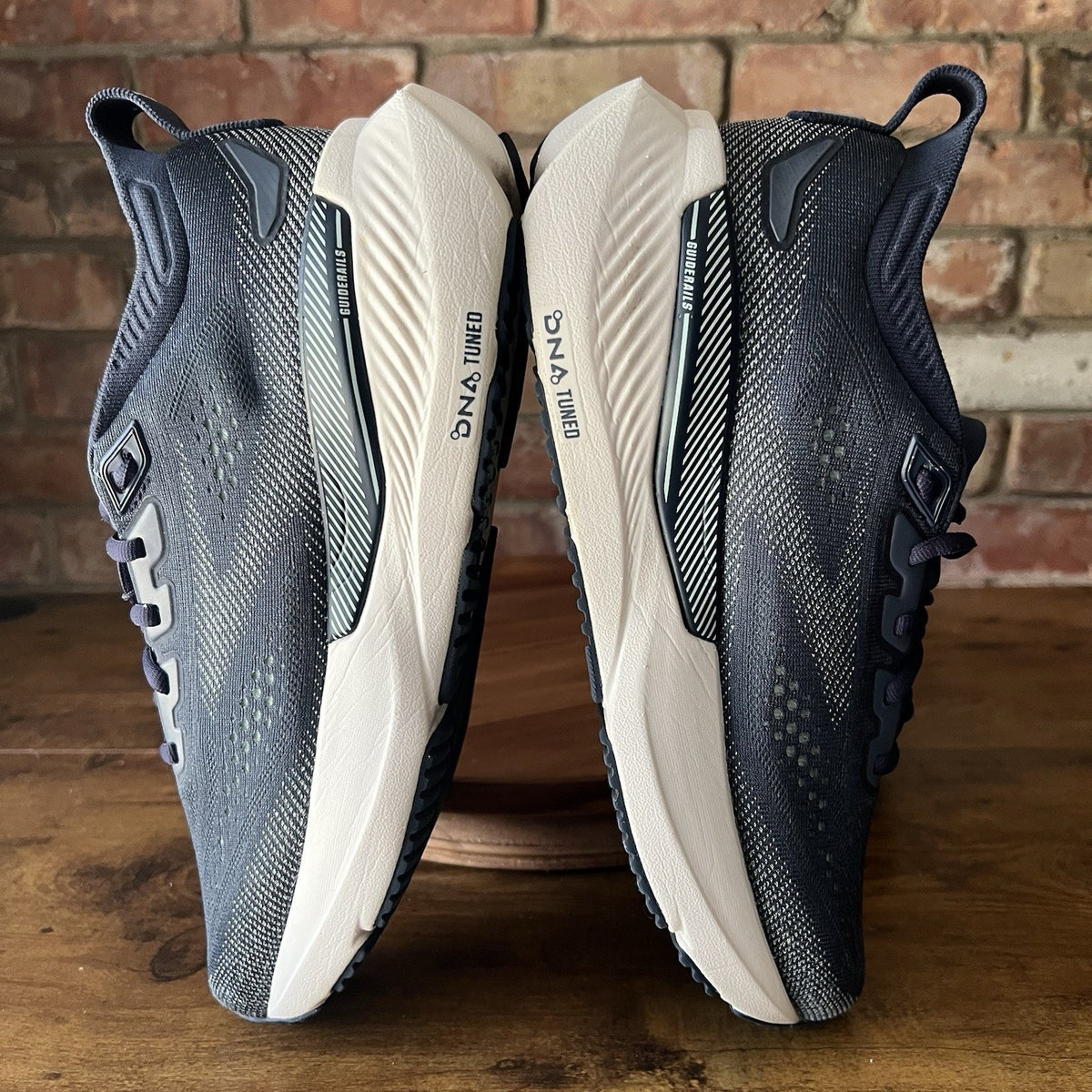 Brooks Glycerin GTS 23 Supportive Plush Cushion Womens 8.5 Blue Running Shoes